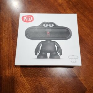 Beats by Dre Speaker Holder